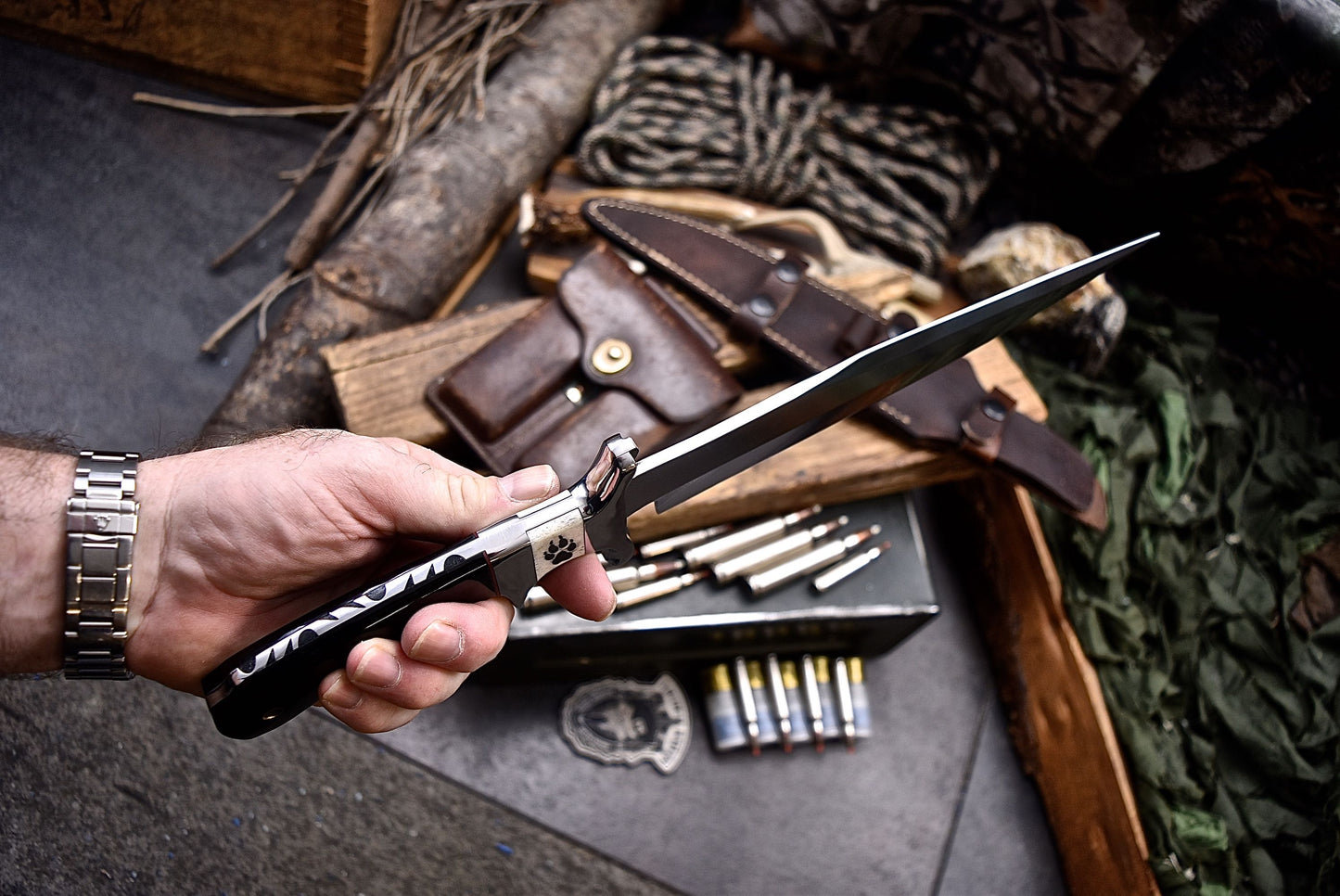 CFK Handmade D2 Custom WOLF PAW SCRIMSHAW BONE HORN Sub Hilt Hunting Knife Set