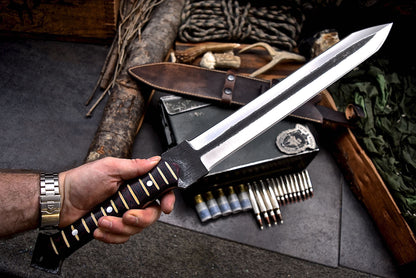 IPAK Handmade D2 Custom REPLICA ROMAN GLADIATOR DAGGER Short Sword Battle Ready Knife