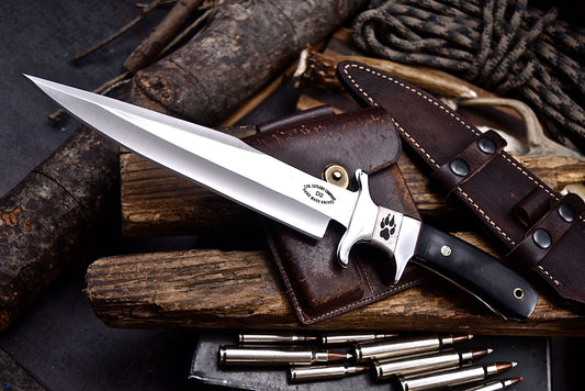 CFK Handmade D2 Custom WOLF PAW SCRIMSHAW BONE HORN Sub Hilt Hunting Knife Set